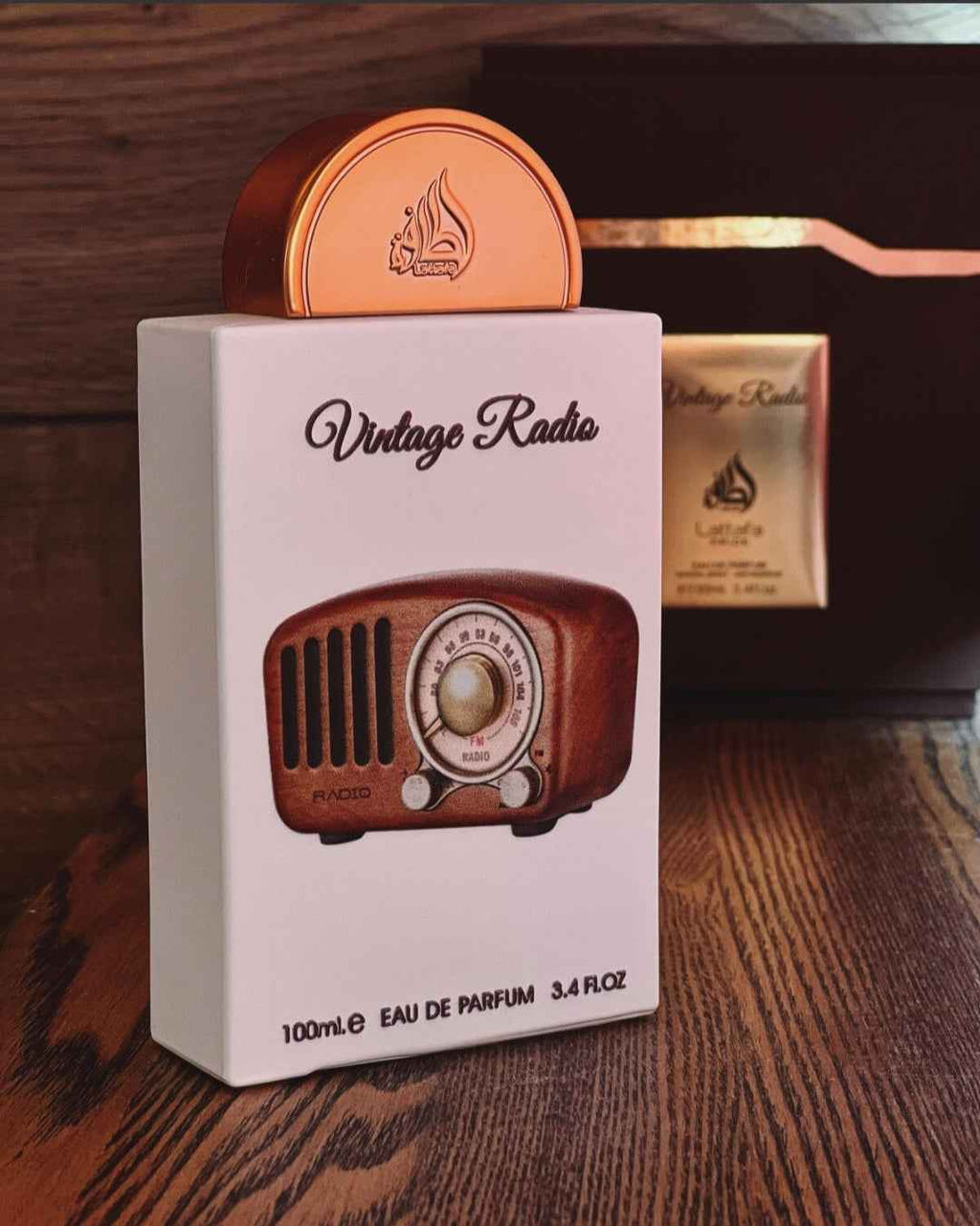 VINTAGE RADIO